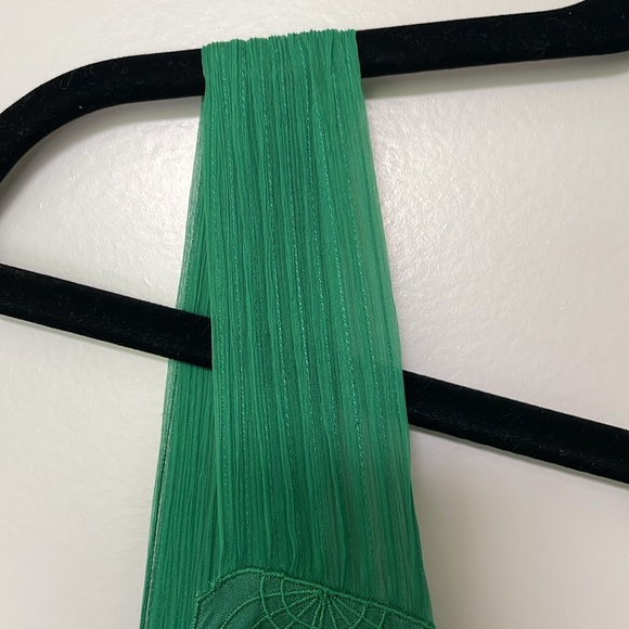 CATHERINE MALANDRINO COCKTAIL DRESS IN EMERALD GREEN SILK, SZ 8 - Picture 6 of 11